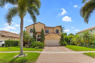 1021 NW 185th Avenue, Pembroke Pines, FL 33029