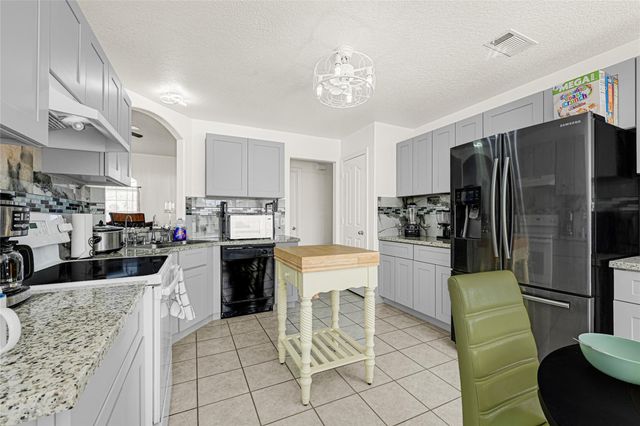 6150 Rocky Nook Drive, Houston, TX 77396