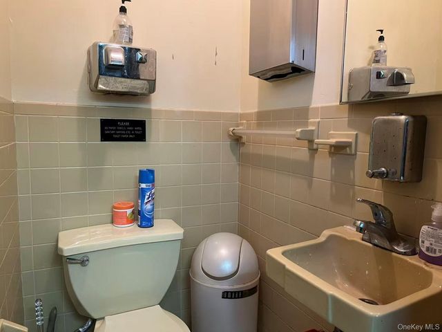 142-01 37th Avenue LL, Flushing, NY 11354