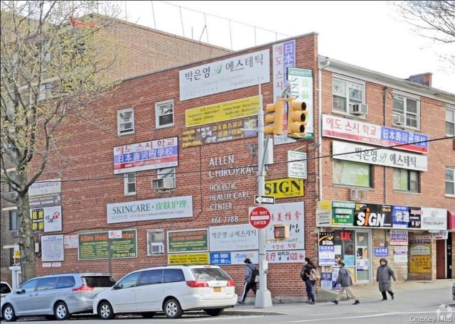 142-01 37th Avenue LL, Flushing, NY 11354