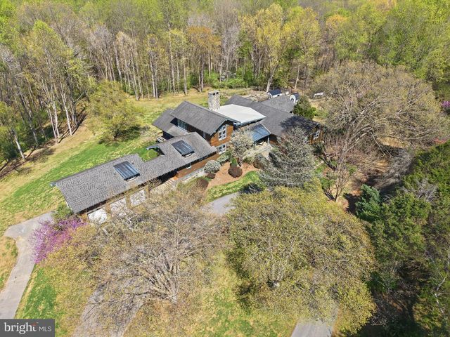 13505 DEAKINS LN, Germantown, MD 20874