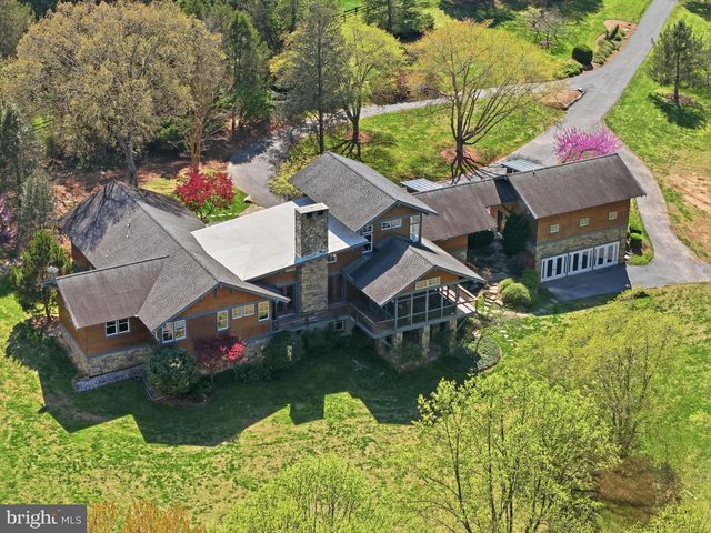 13505 DEAKINS LN, Germantown, MD 20874
