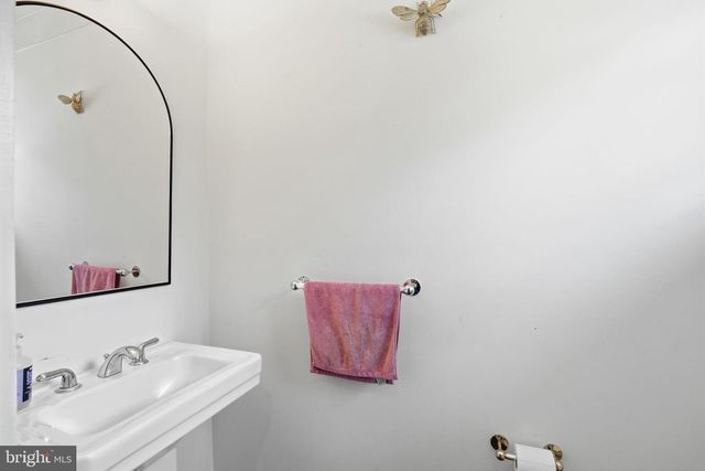 13505 DEAKINS LN, Germantown, MD 20874
