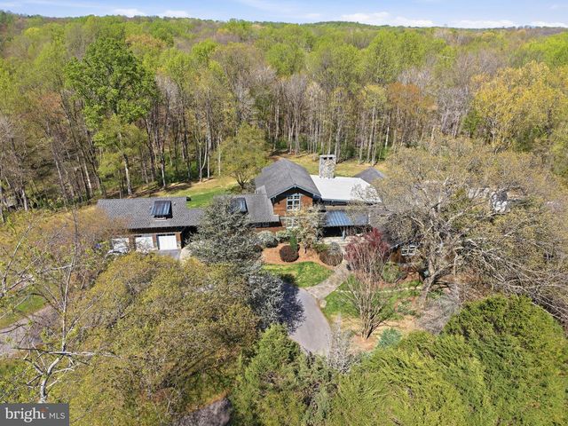 13505 DEAKINS LN, Germantown, MD 20874