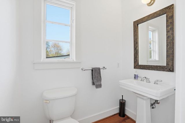 13505 DEAKINS LN, Germantown, MD 20874