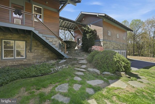 13505 DEAKINS LN, Germantown, MD 20874