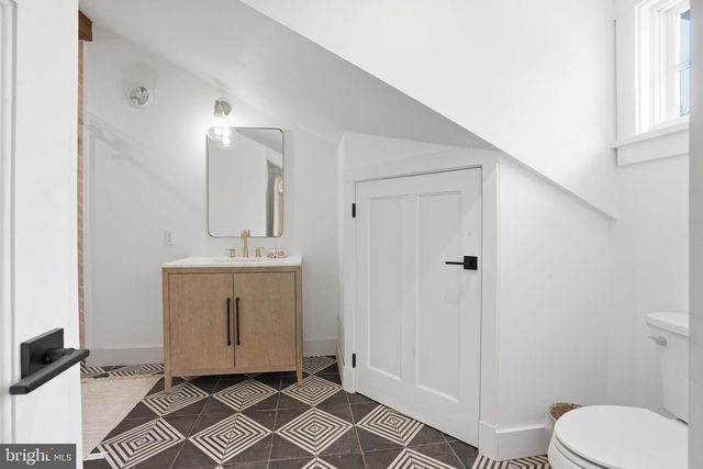 13505 DEAKINS LN, Germantown, MD 20874