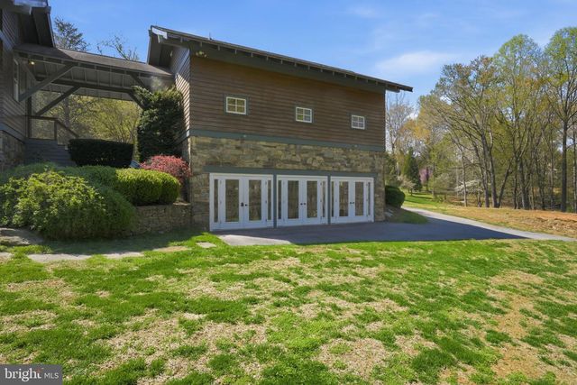 13505 DEAKINS LN, Germantown, MD 20874