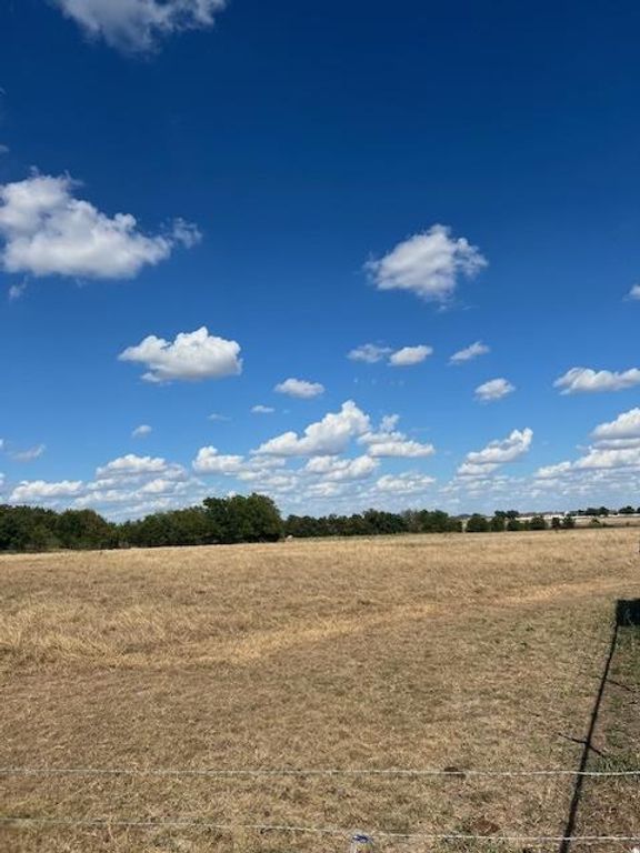 4275 FM 1105 RD, Walburg, TX 78673