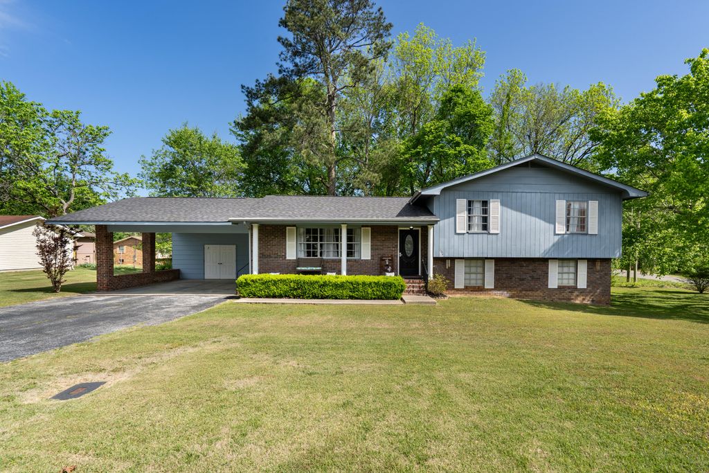 302 Johnson Street, Lafayette, GA 30728