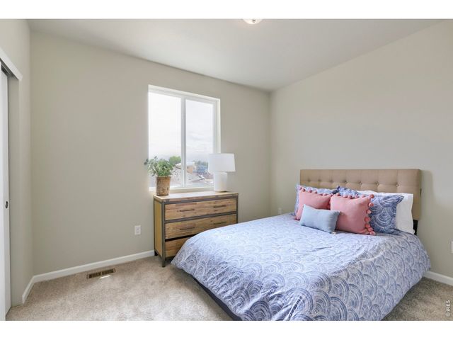 1827 Cord Grass Dr, Fort Collins, CO 80524
