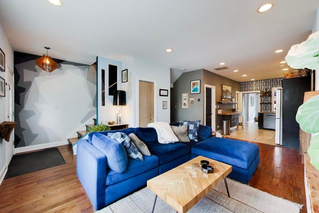 3438 W Le Moyne Street, Chicago, IL 60651
