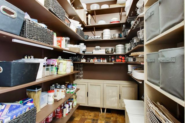 3438 W Le Moyne Street, Chicago, IL 60651