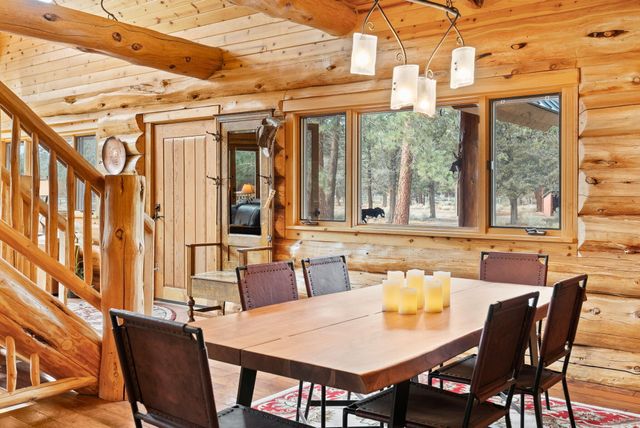 69440 Crooked Horseshoe Road, Sisters, OR 97759