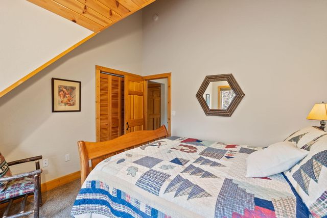 69440 Crooked Horseshoe Road, Sisters, OR 97759