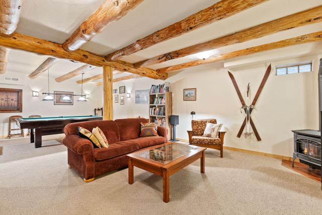 69440 Crooked Horseshoe Road, Sisters, OR 97759