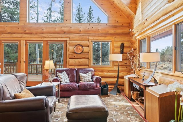 69440 Crooked Horseshoe Road, Sisters, OR 97759