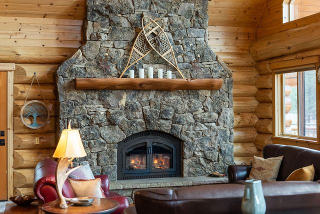 69440 Crooked Horseshoe Road, Sisters, OR 97759