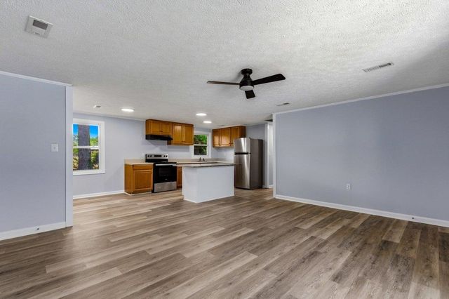 705 14th Ave, Conway, SC 29526