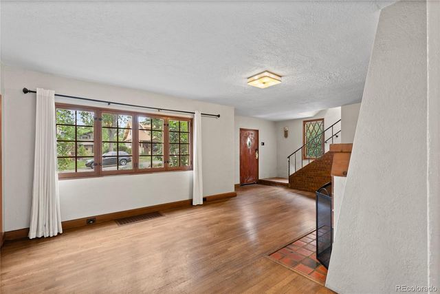 911 Lincoln Place, Boulder, CO 80302