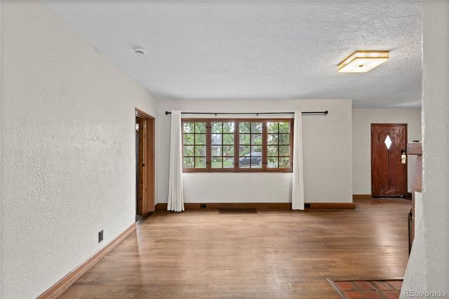 911 Lincoln Place, Boulder, CO 80302