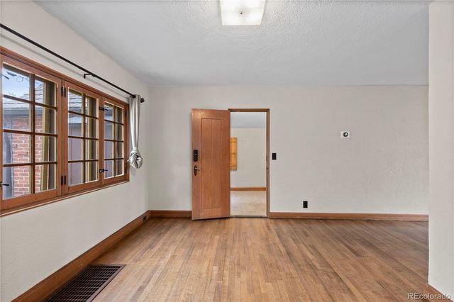 911 Lincoln Place, Boulder, CO 80302