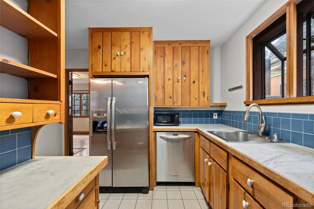 911 Lincoln Place, Boulder, CO 80302