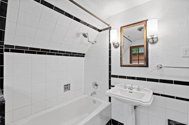 911 Lincoln Place, Boulder, CO 80302