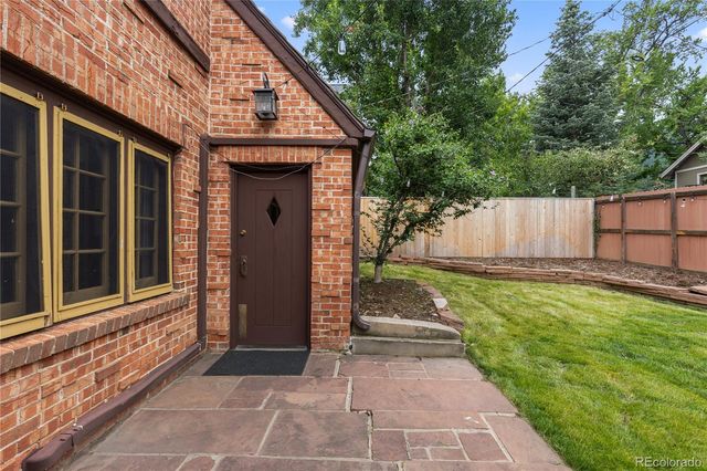 911 Lincoln Place, Boulder, CO 80302