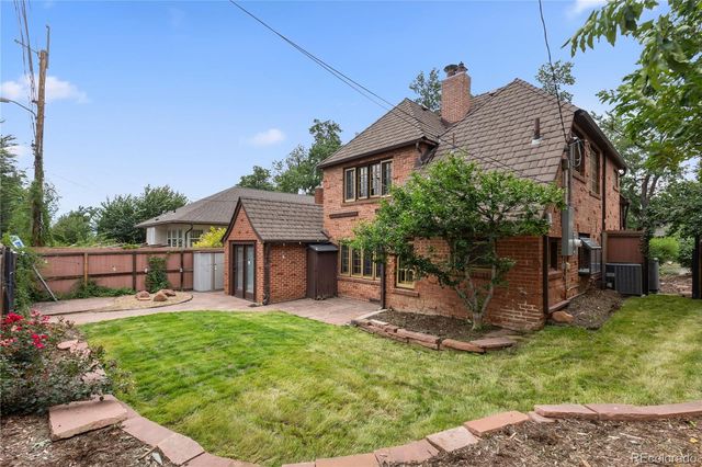 911 Lincoln Place, Boulder, CO 80302