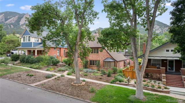 911 Lincoln Place, Boulder, CO 80302