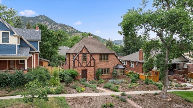 911 Lincoln Place, Boulder, CO 80302