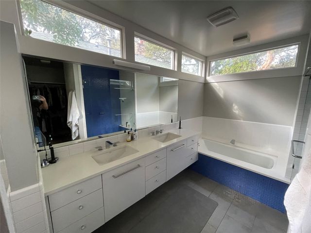 1415 Travis Heights BLVD, Austin, TX 78704