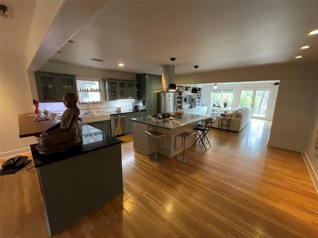 1415 Travis Heights BLVD, Austin, TX 78704