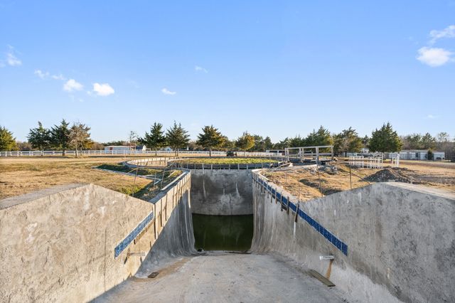 1715 S Joe Wilson Road, Ovilla, TX 75104