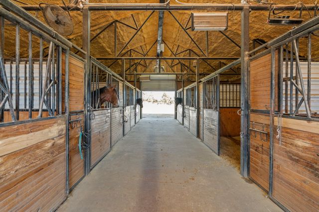 1715 S Joe Wilson Road, Ovilla, TX 75104