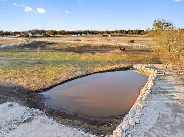 1715 S Joe Wilson Road, Ovilla, TX 75104