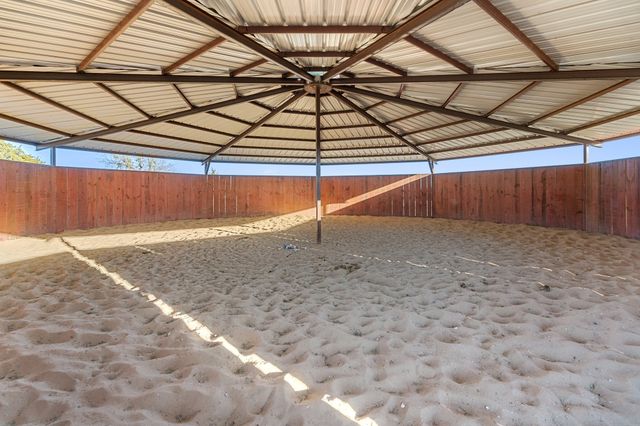 1715 S Joe Wilson Road, Ovilla, TX 75104