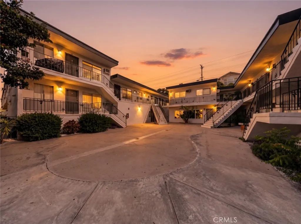 1601 College View Drive 14, Monterey Park, CA 91754