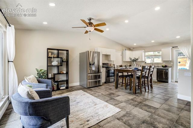 2430 Ptarmigan Lane, Colorado Springs, CO 80918