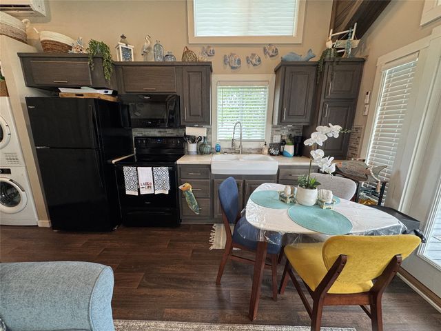 5000 Waterfront Road 126, Kerens, TX 75144