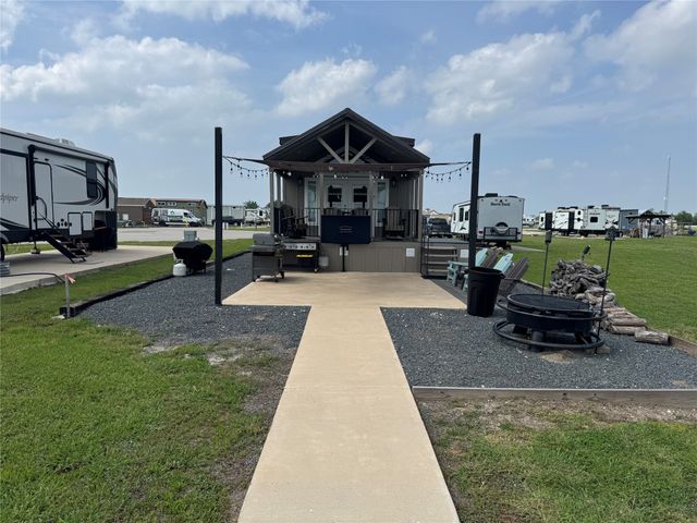 5000 Waterfront Road 126, Kerens, TX 75144