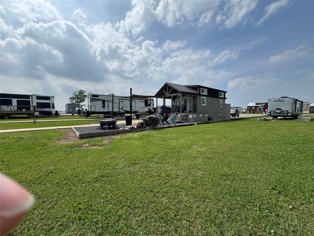 5000 Waterfront Road 126, Kerens, TX 75144