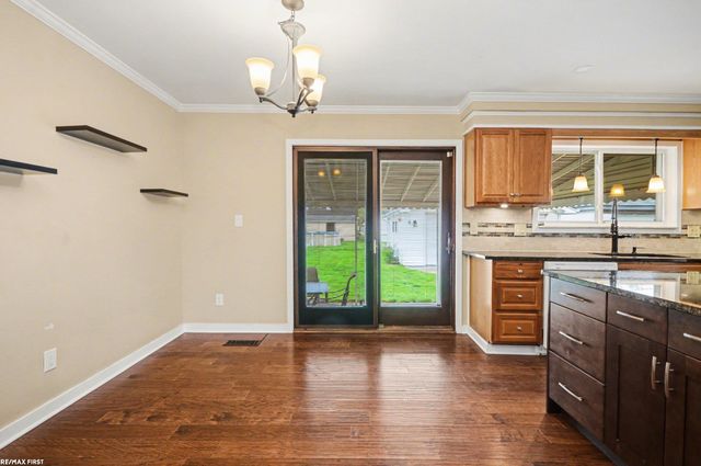 22000 Trombly Street, St Clair Shores, MI 48080