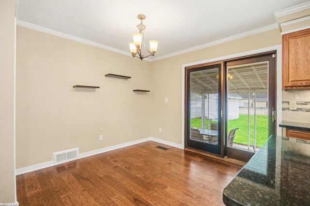 22000 Trombly Street, St Clair Shores, MI 48080