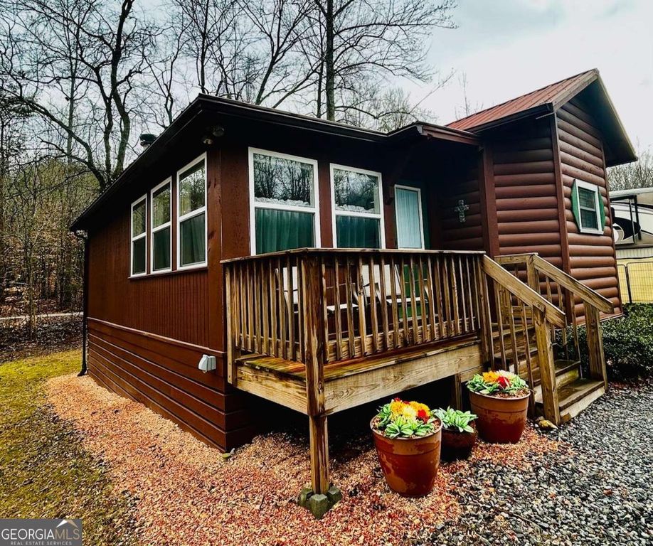 323 Leisure Acres Drive, Cleveland, GA 30528