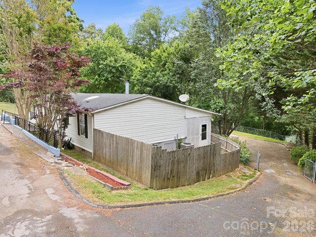 405 Gray Court, Asheville, NC 28806