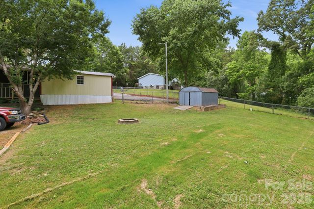 405 Gray Court, Asheville, NC 28806