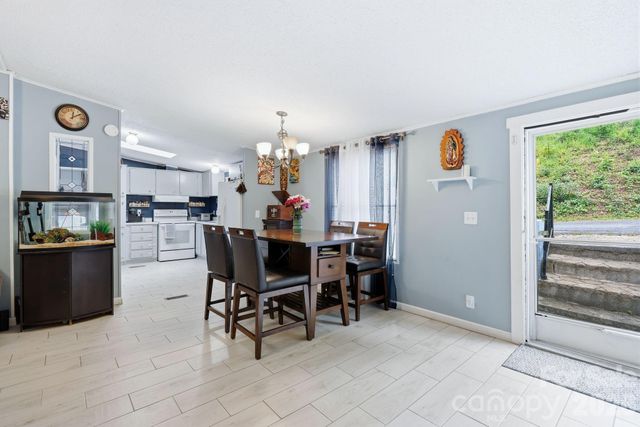 405 Gray Court, Asheville, NC 28806