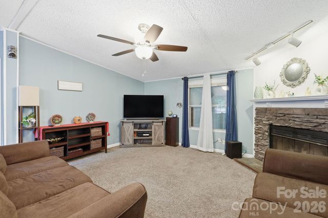 405 Gray Court, Asheville, NC 28806